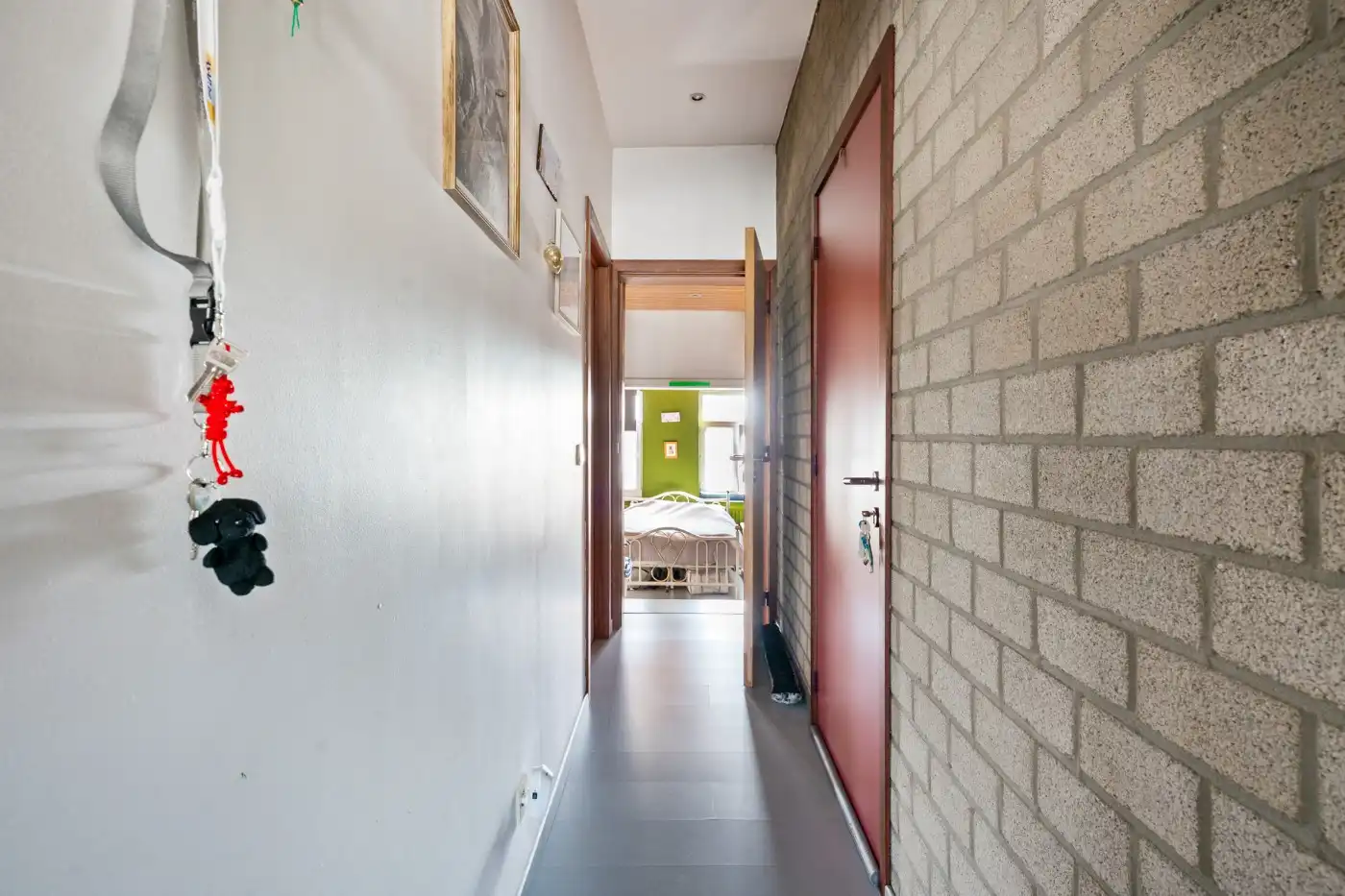 Tof app. op de 1e en 2e verd. met 2 slpk. en terrasje foto 11