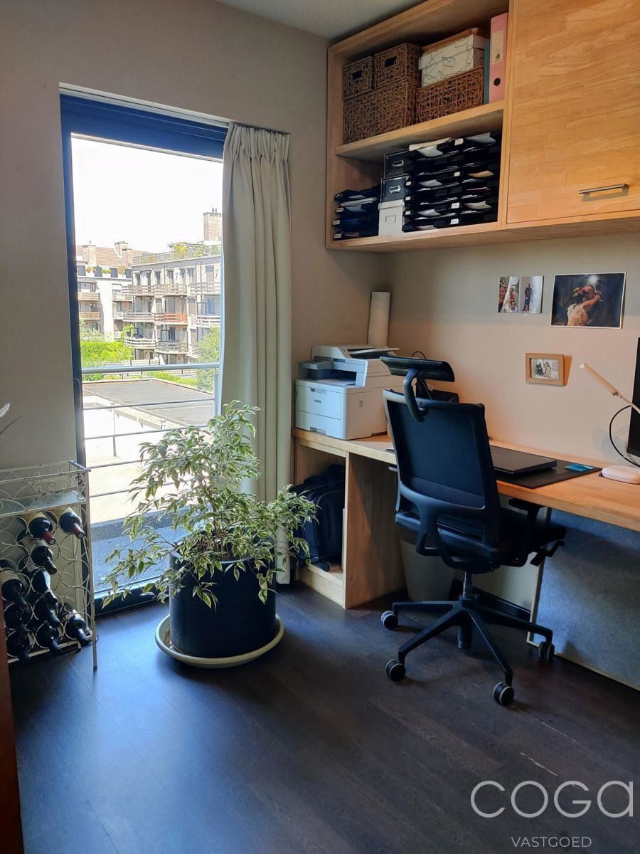 Centraal gelegen appartement met 4 slaapkamers en dakterras. foto 13