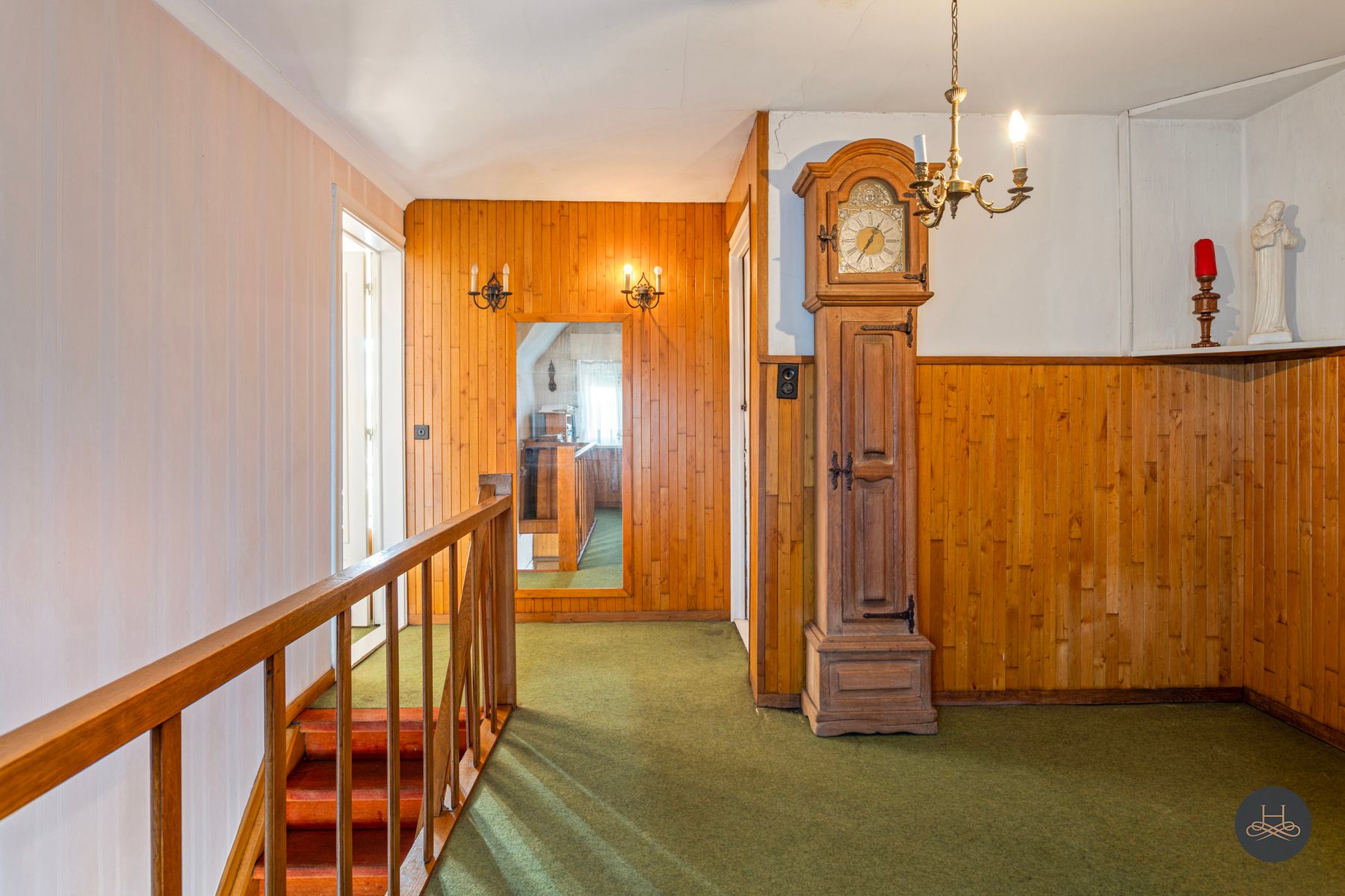 Karaktervolle en ruime halfopen woning met leuke tuin foto 20