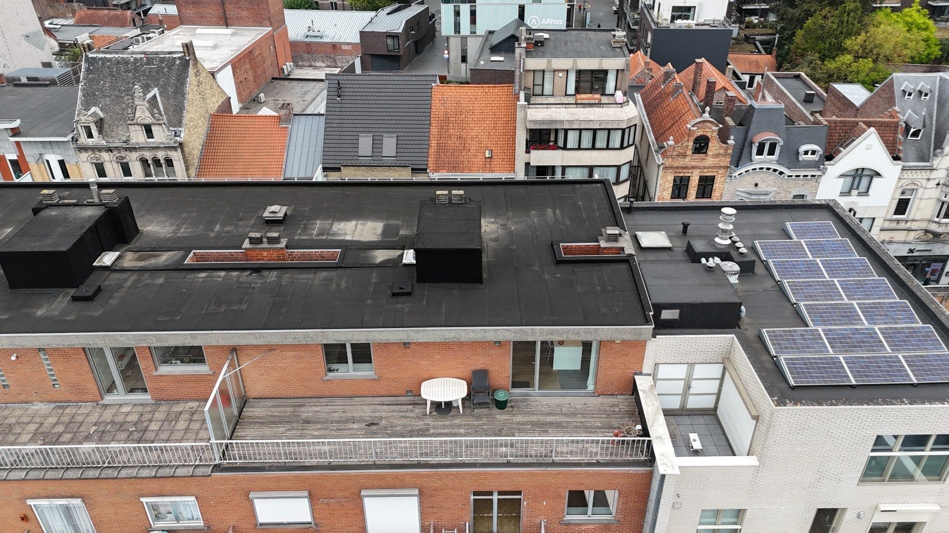 Luxe penthouse (6de verdieping) van 191 m² met 2 terrassen en ondergrondse staanplaats foto 11