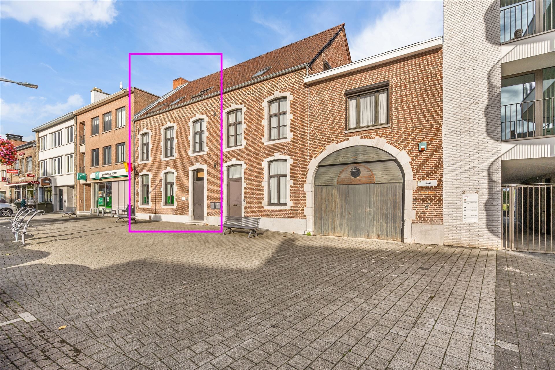 Hoofdfoto van de publicatie: Gelijkvloers handelspand met bovenliggend appartement