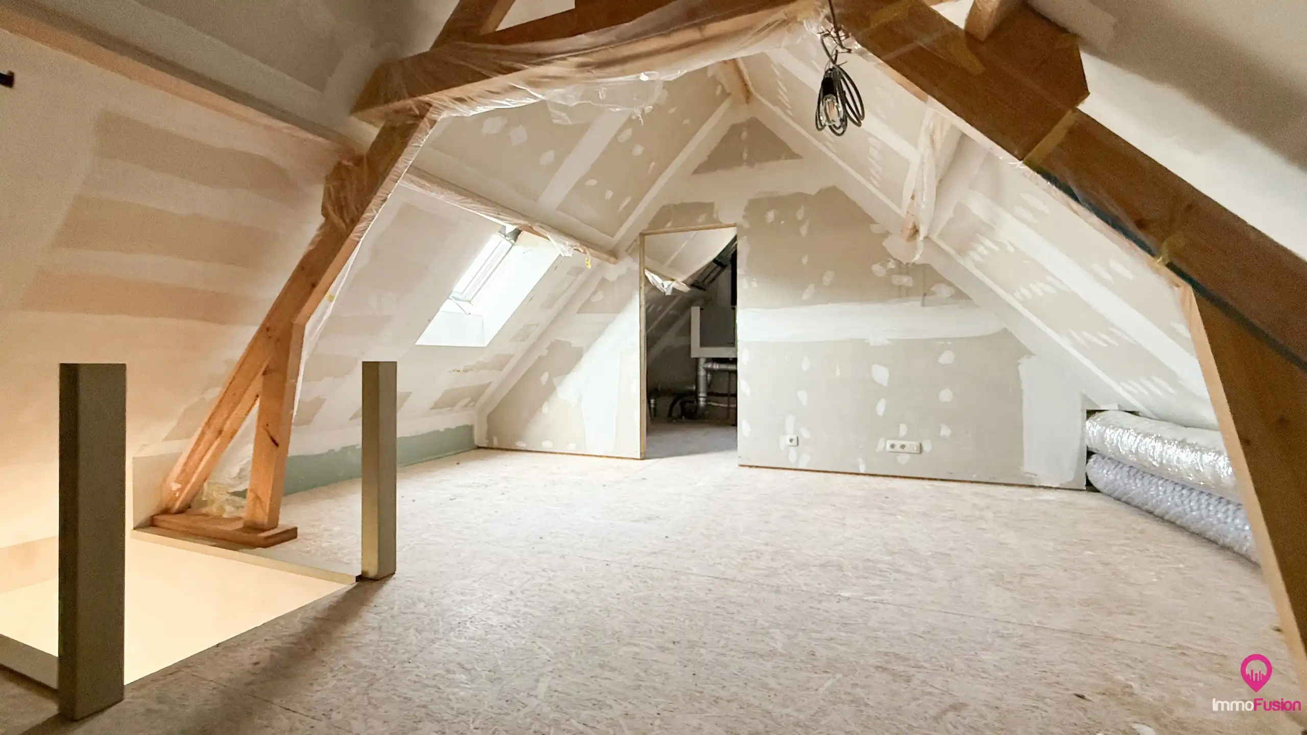 Exclusieve energiezuinige nieuwbouwwoning met 3 slpkms! foto 44