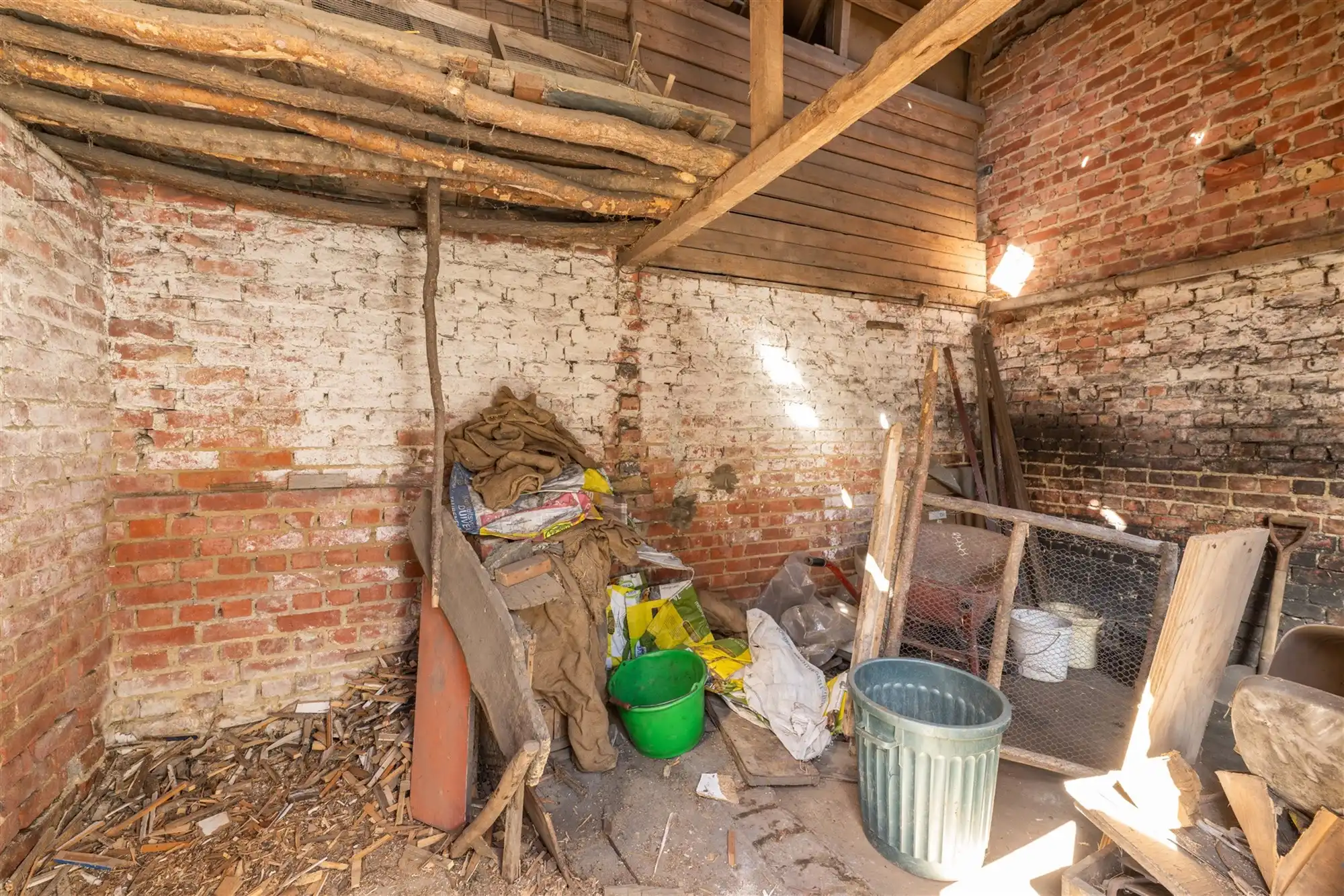 Halfopen woning op 885 m² foto 12
