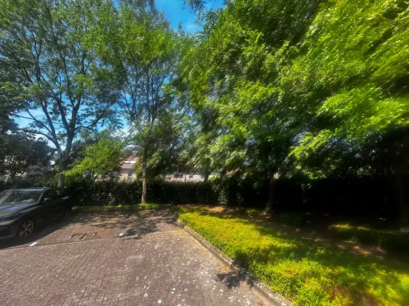 Staanplaats "Residentie de Veldekens" te Berchem foto 2