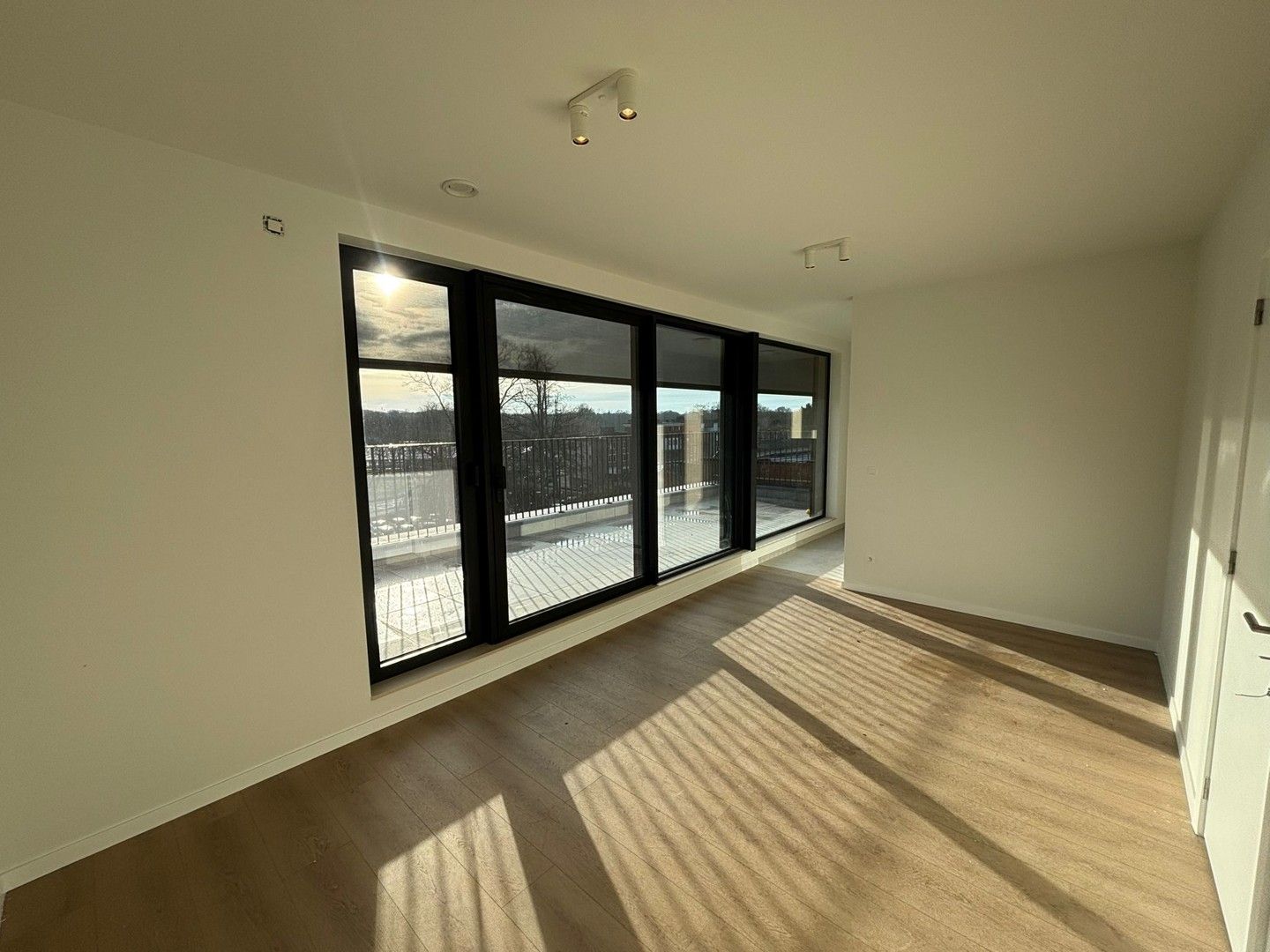 PENTHOUSE MET TWEE RUIME TERRASSEN foto 5