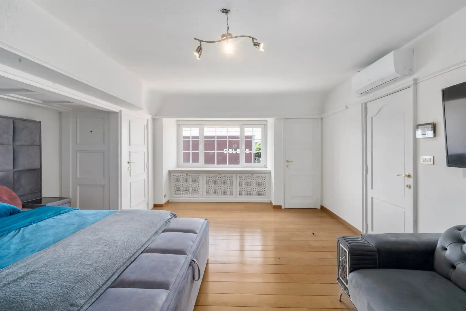 Stijlvolle villa met 5 slaapkamers op mooi perceel van 1325m² foto 16