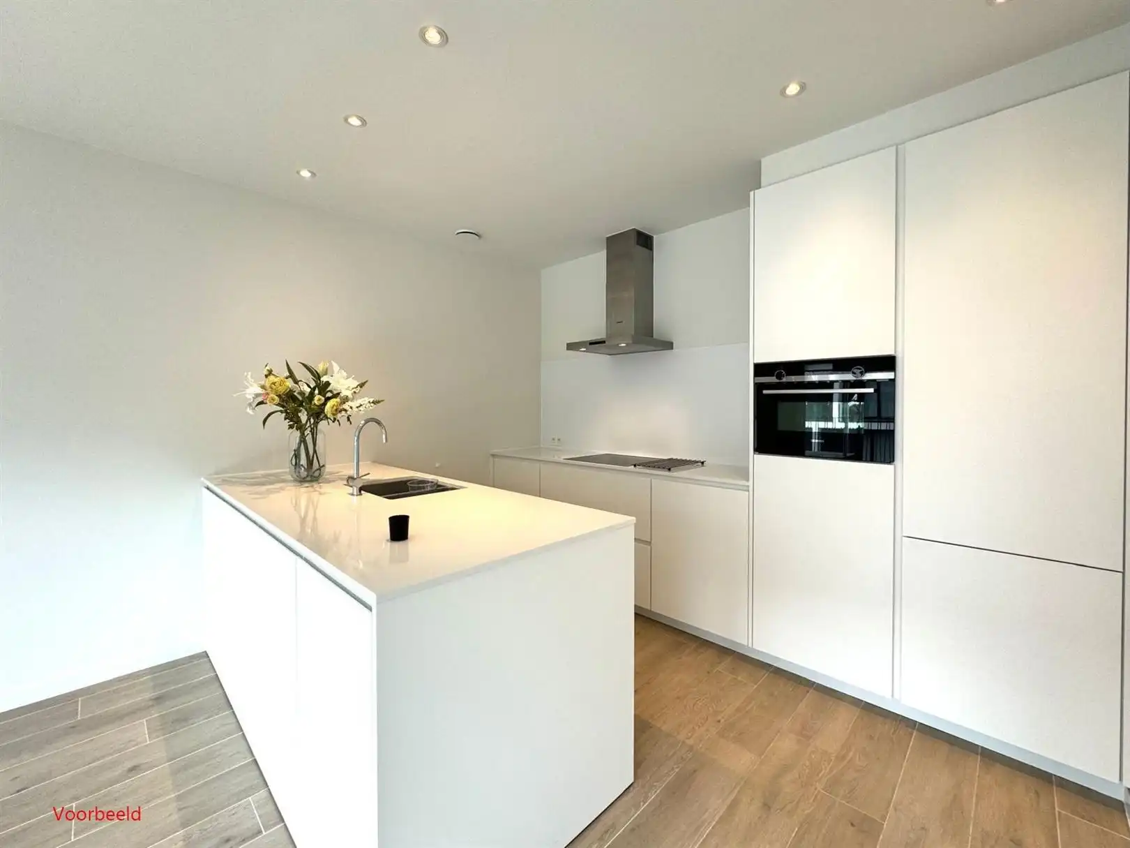 Lichtrijk appartement met panoramisch uitzicht, groot terras en parking foto 9