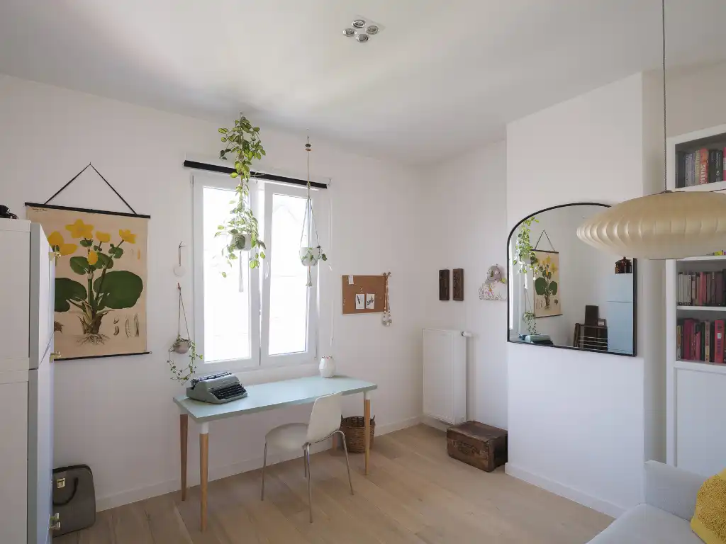 Karaktervol gerenoveerde gezinswoning (232 m²) met onder meer vijf slaapkamers. foto 20