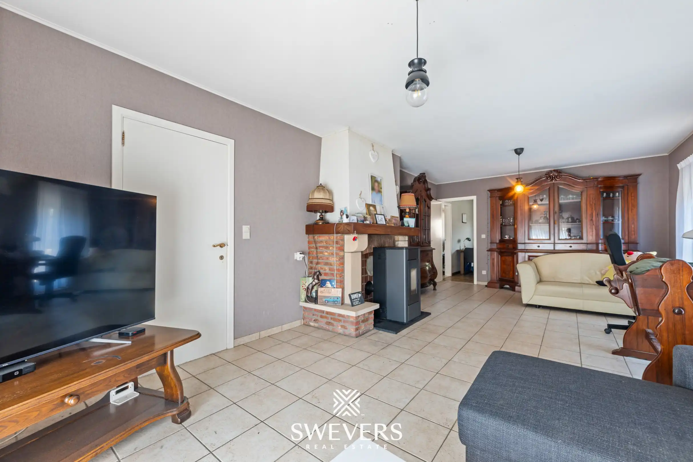 Gelijkvloerse woning met drie slaapkamers op 5a 85ca foto 2