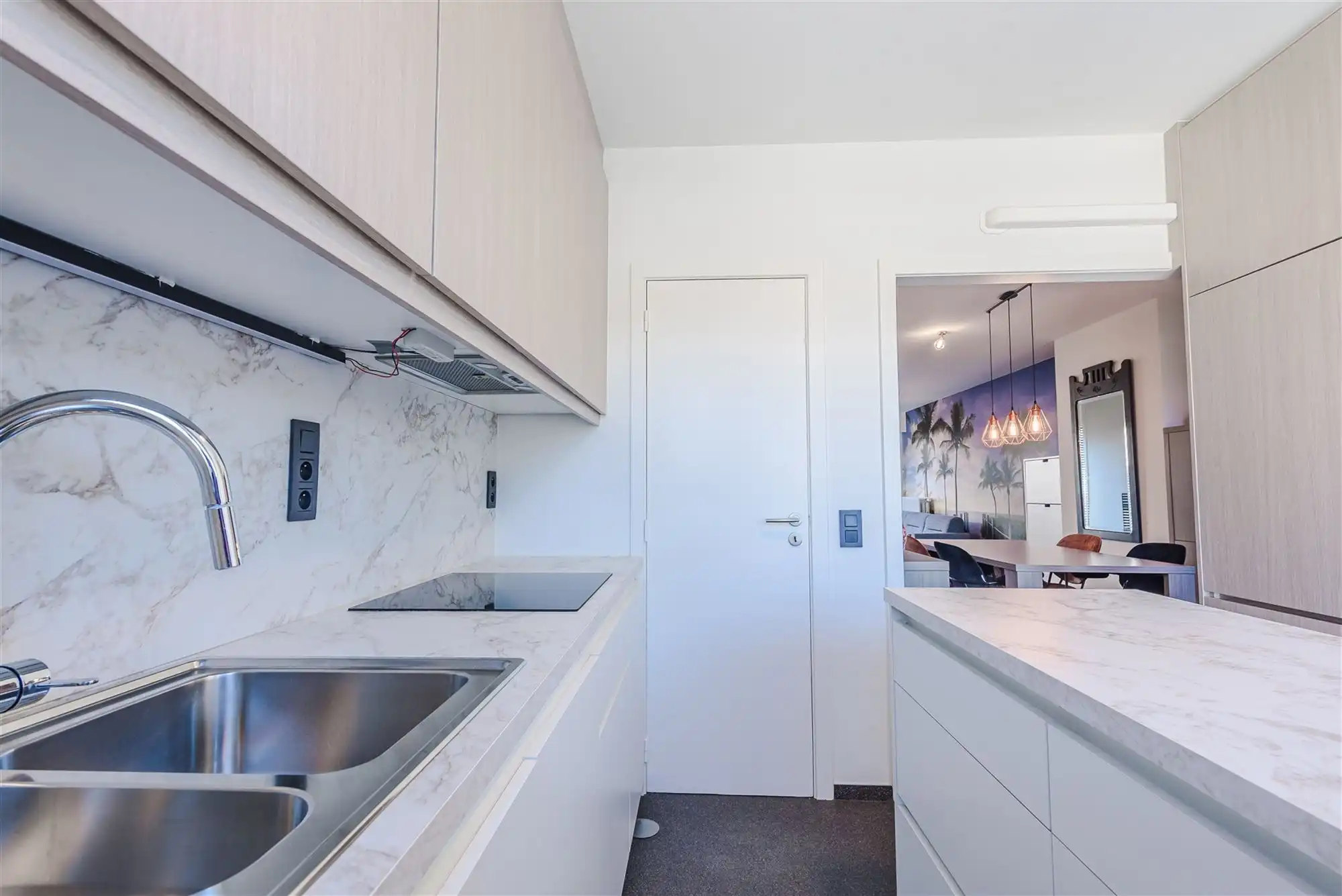 Fris triplex appartement met groot dakterras en garage foto 14