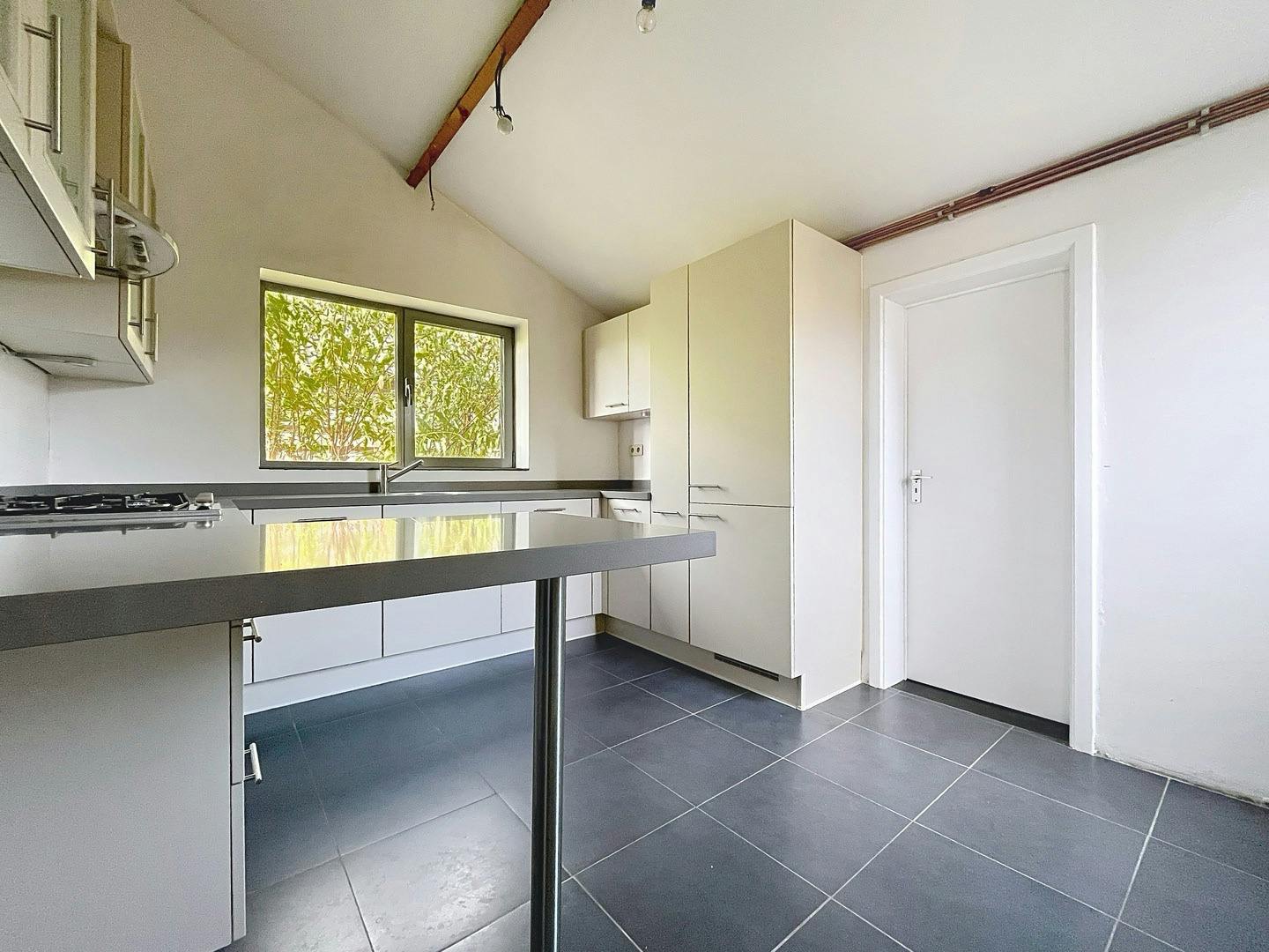 Te renoveren vrijstaande woning in Meer foto 11