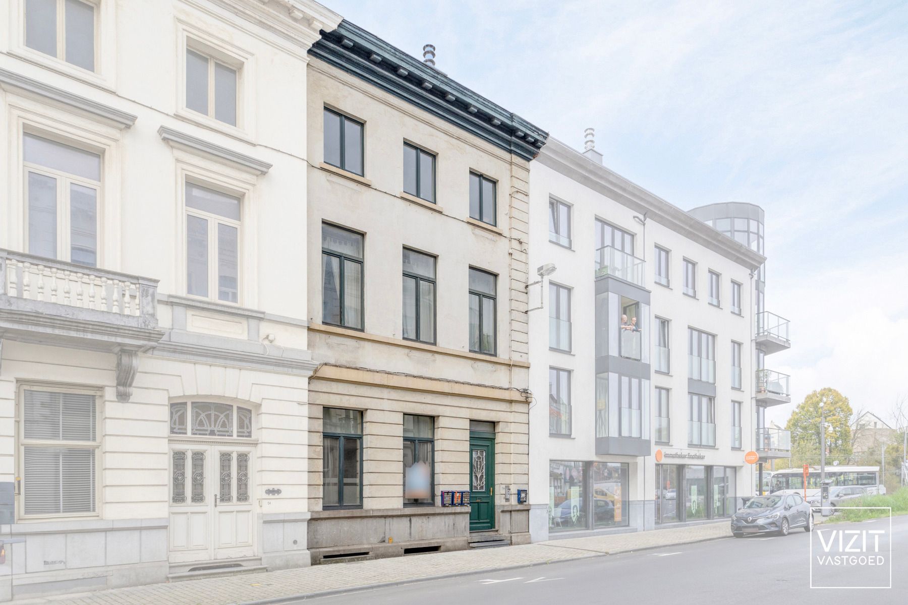 Gelijkvloers appartement met ruime koer te centrum Ninove foto 3