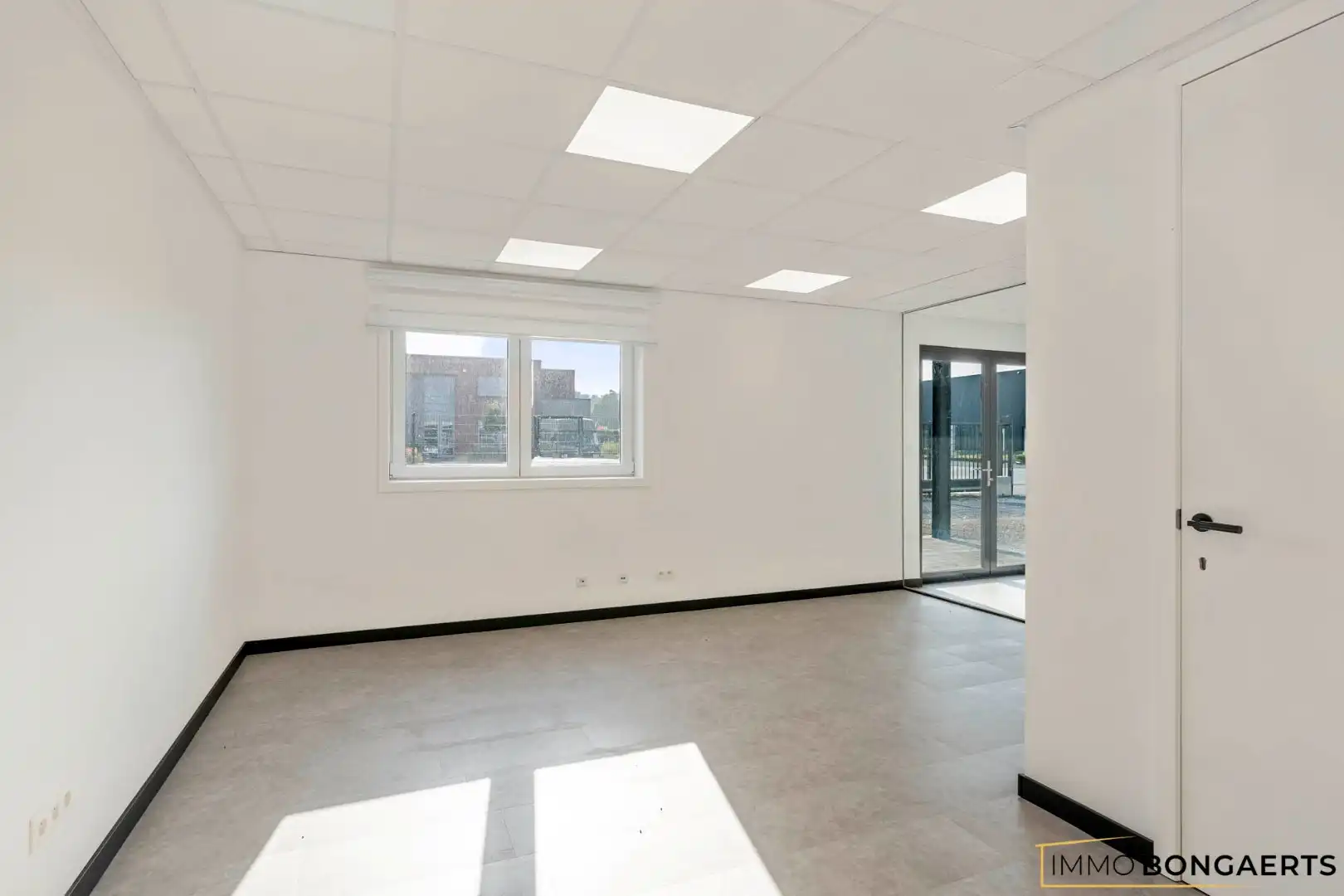 Kantoorruimte in Meeuwen foto 10