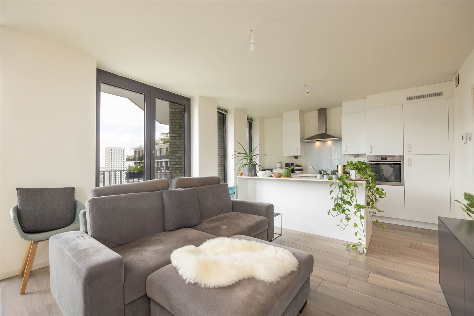Stijlvol wonen met XXL zicht foto 3