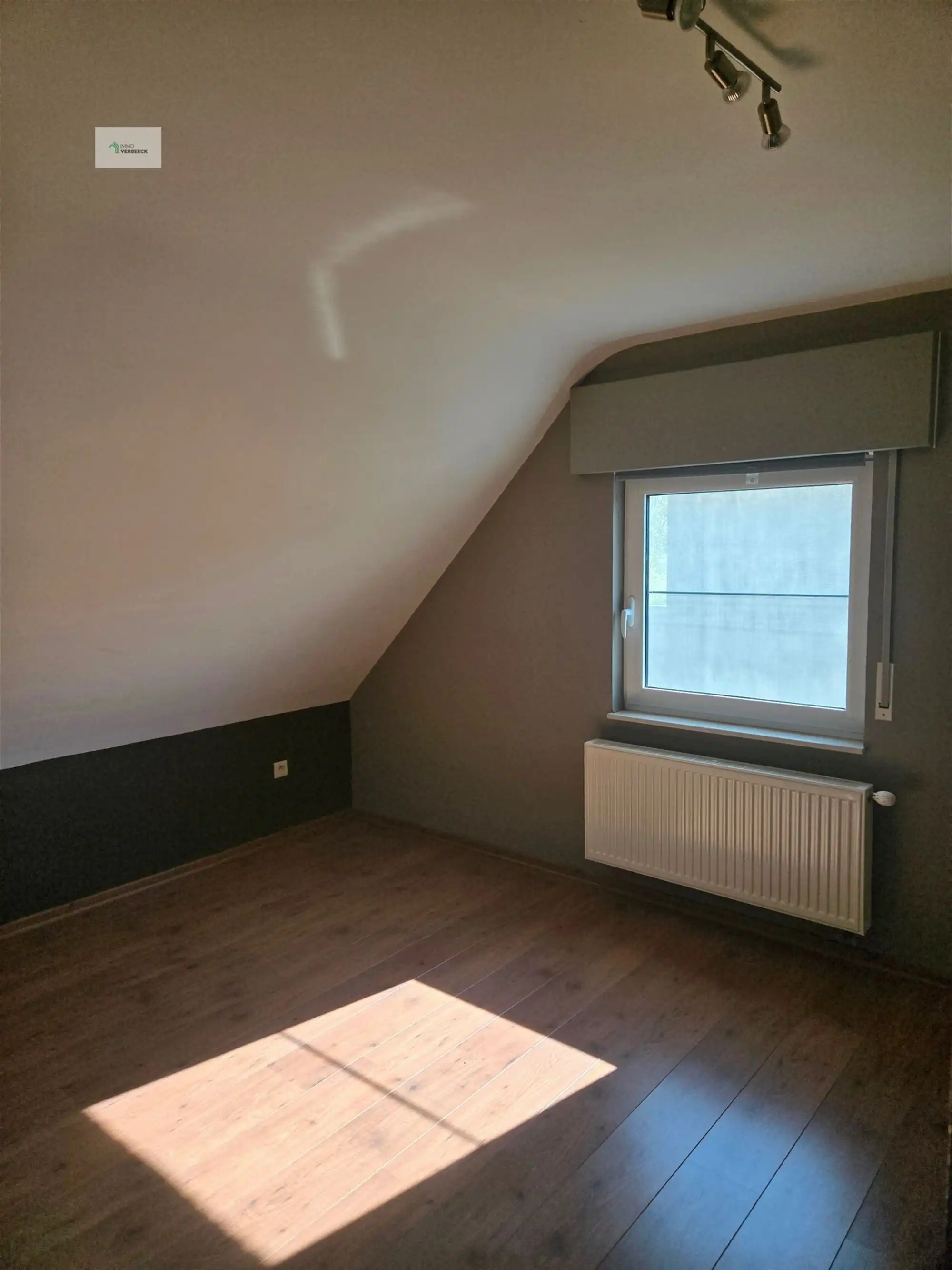 Ruime Woning met 3 Slaapkamers in Bale foto 40