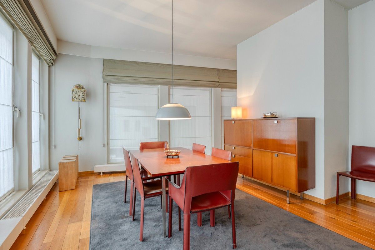 Exclusief stadsappartement met karakter en groot terras aan het Belfort. foto 6