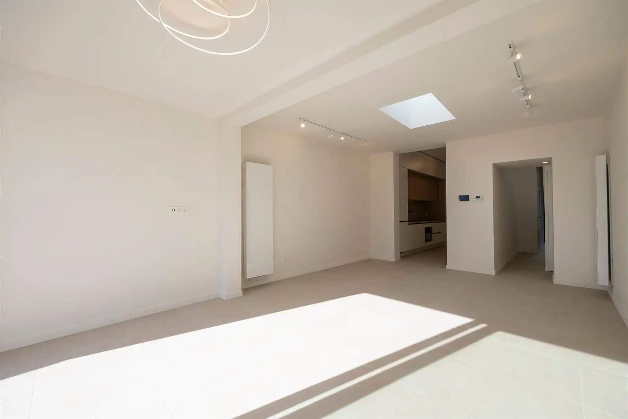 Volledig gerenoveerde woning met tuin in Mechelen foto 9