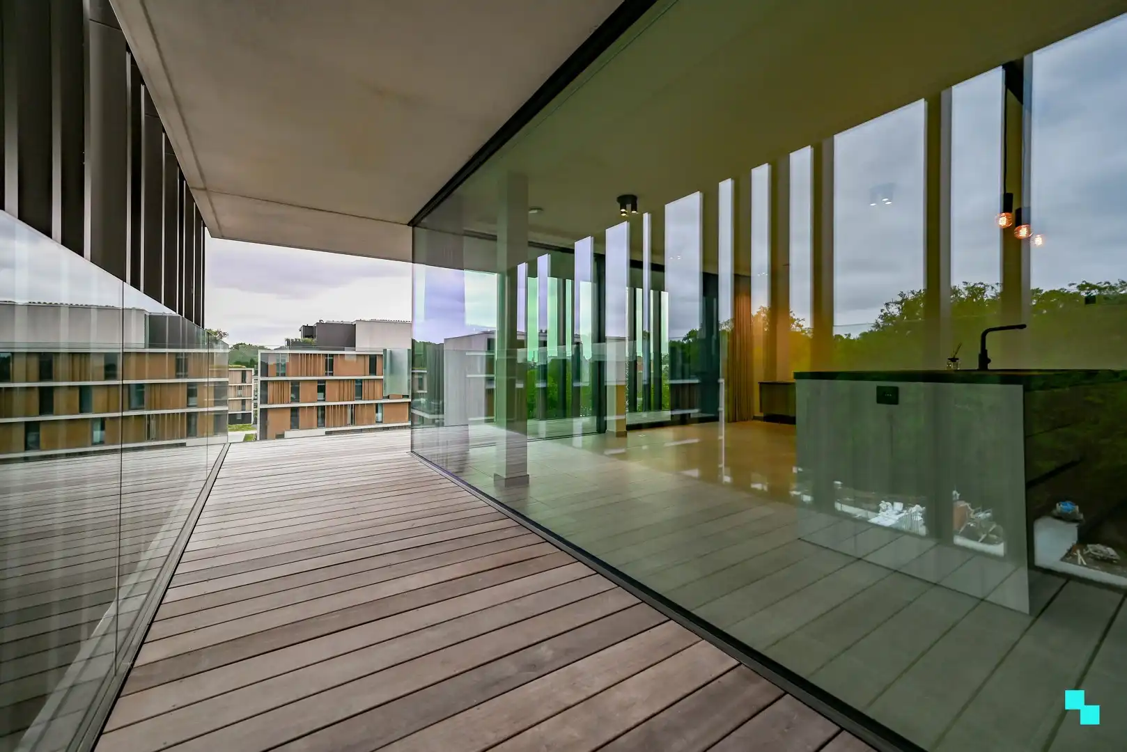 Hoekappartement in blok VI van residentie Blauwpoorte foto 12