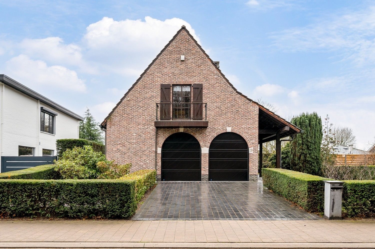 PRACHTIGE OP TE FRISSEN WONING OP EEN RUSTIGE LOCATIE foto 2