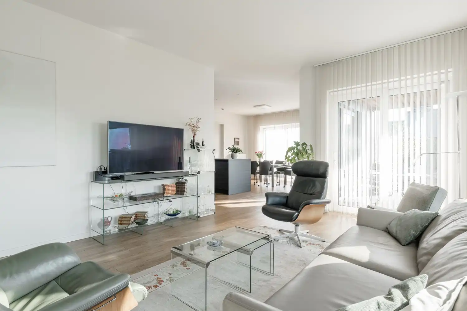 Prachtig penthouse met zeer groot terras en daktuin op het zuiden met 2 slaapkamers en 2 badkamers. foto 13