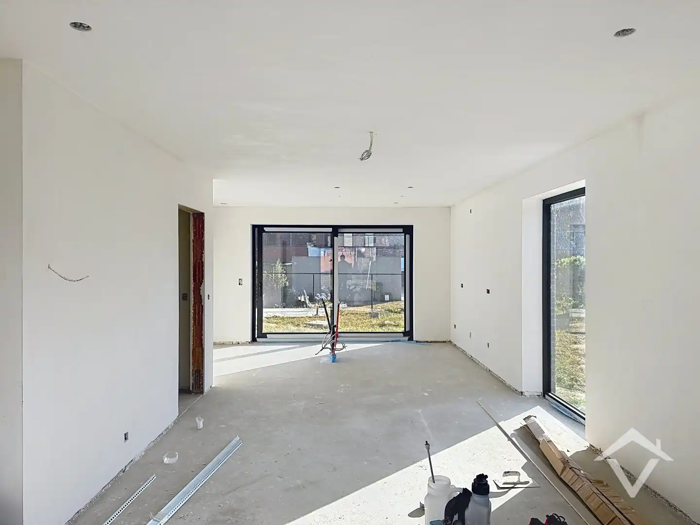 Woning met 3 slaapkamers en carport te Proven  foto 4