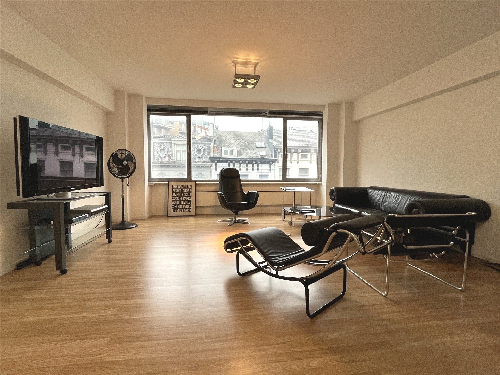 Appartement met terras op 200 m vh Centraal Station! foto 2