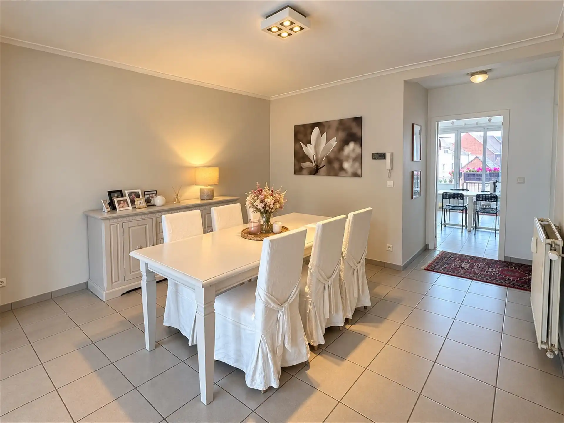 Aangenaam appartement met twee slaapkamers en terras foto 2
