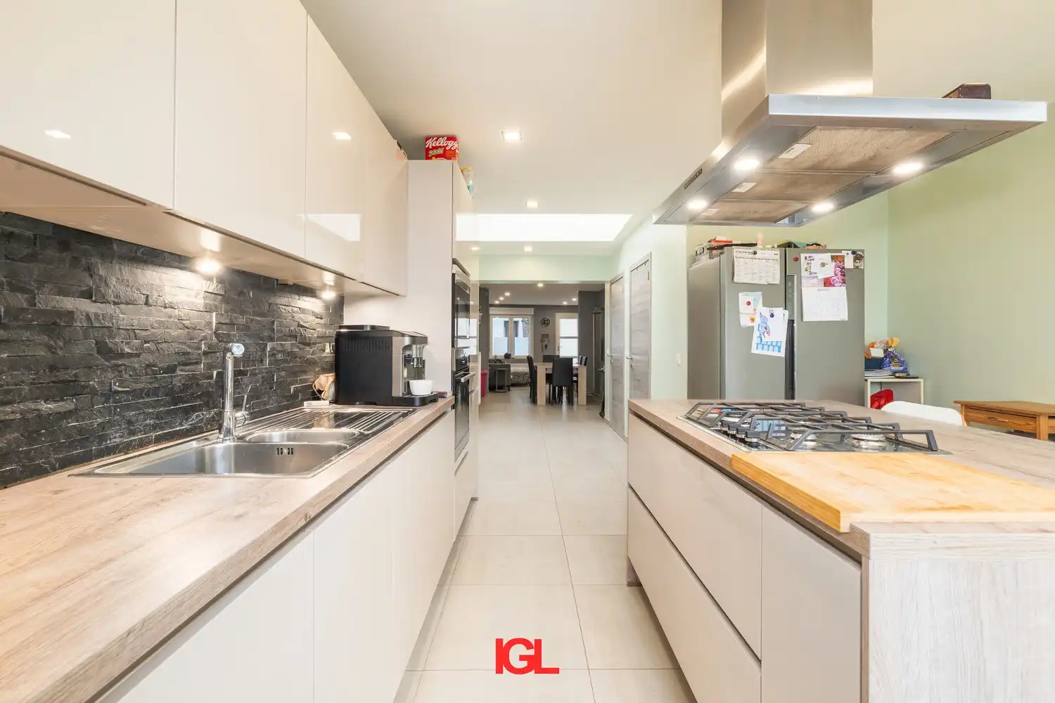 Gerenoveerde tweegevel te koop nabij centrum Huizingen foto 9