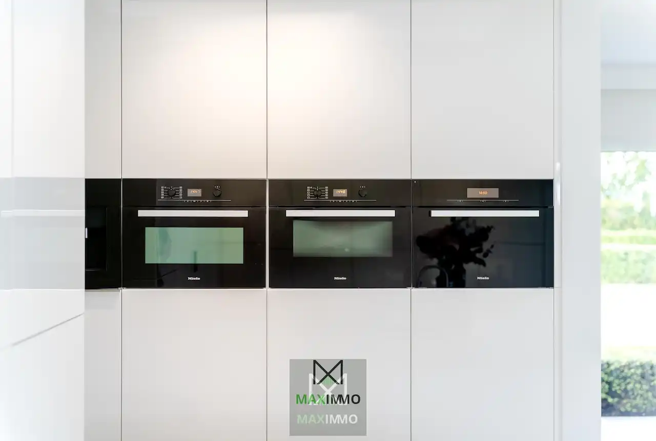 Exclusieve Villa met Loods 360 m² en Zicht op de Kemmelberg foto 10