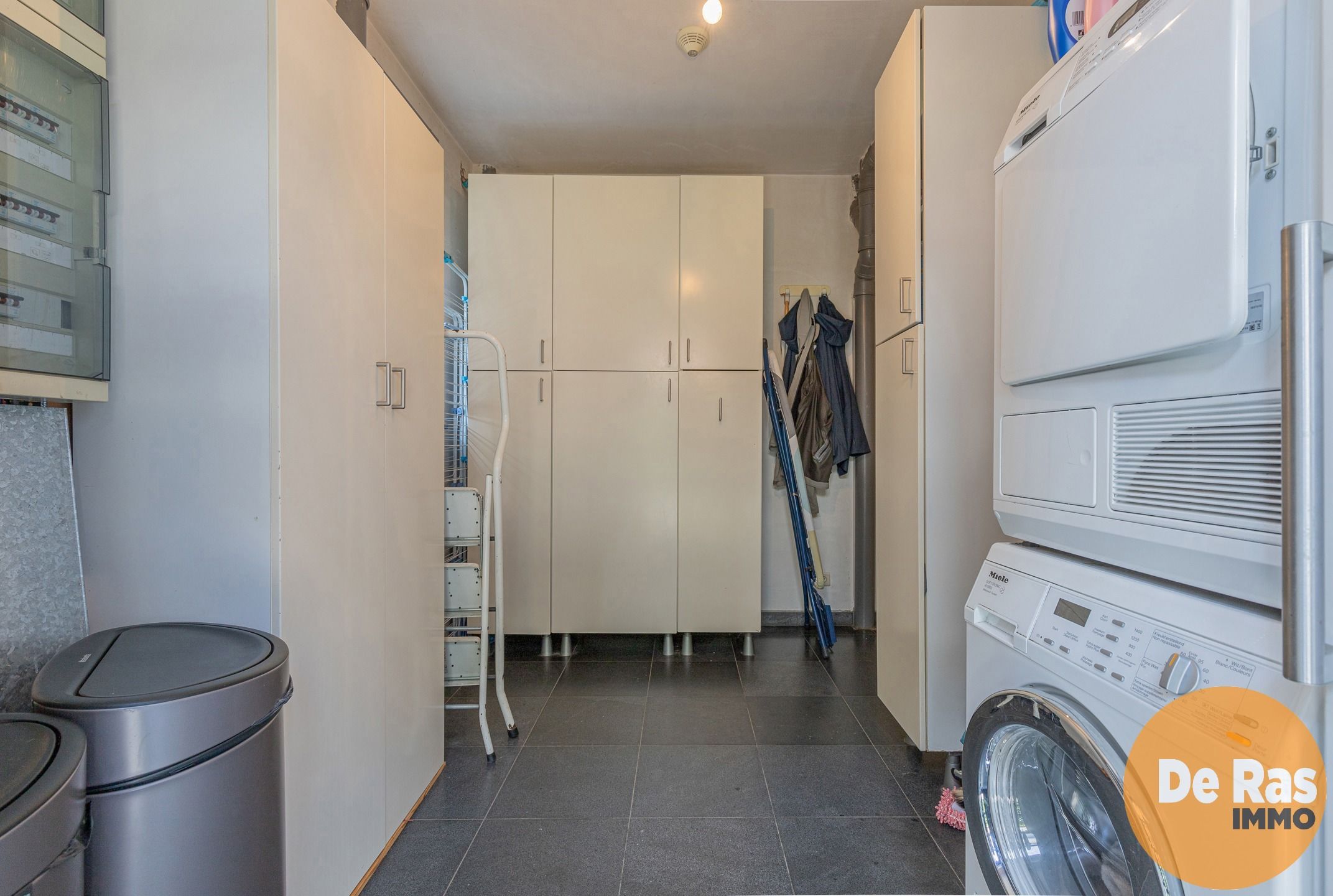 GIJZEGEM - Ruime woning met praktijkruimte foto 24