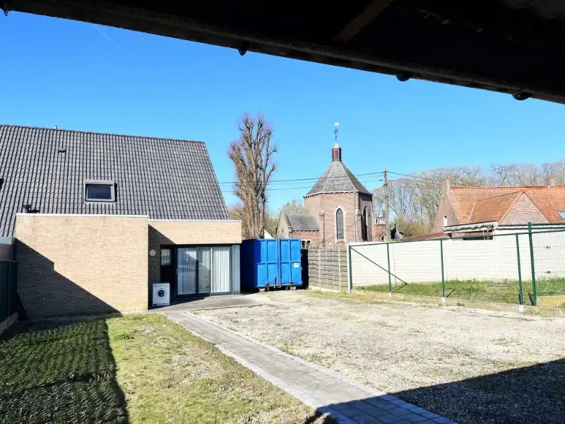 Woning met slaapkamer en badkamer gelijkvloers foto 4