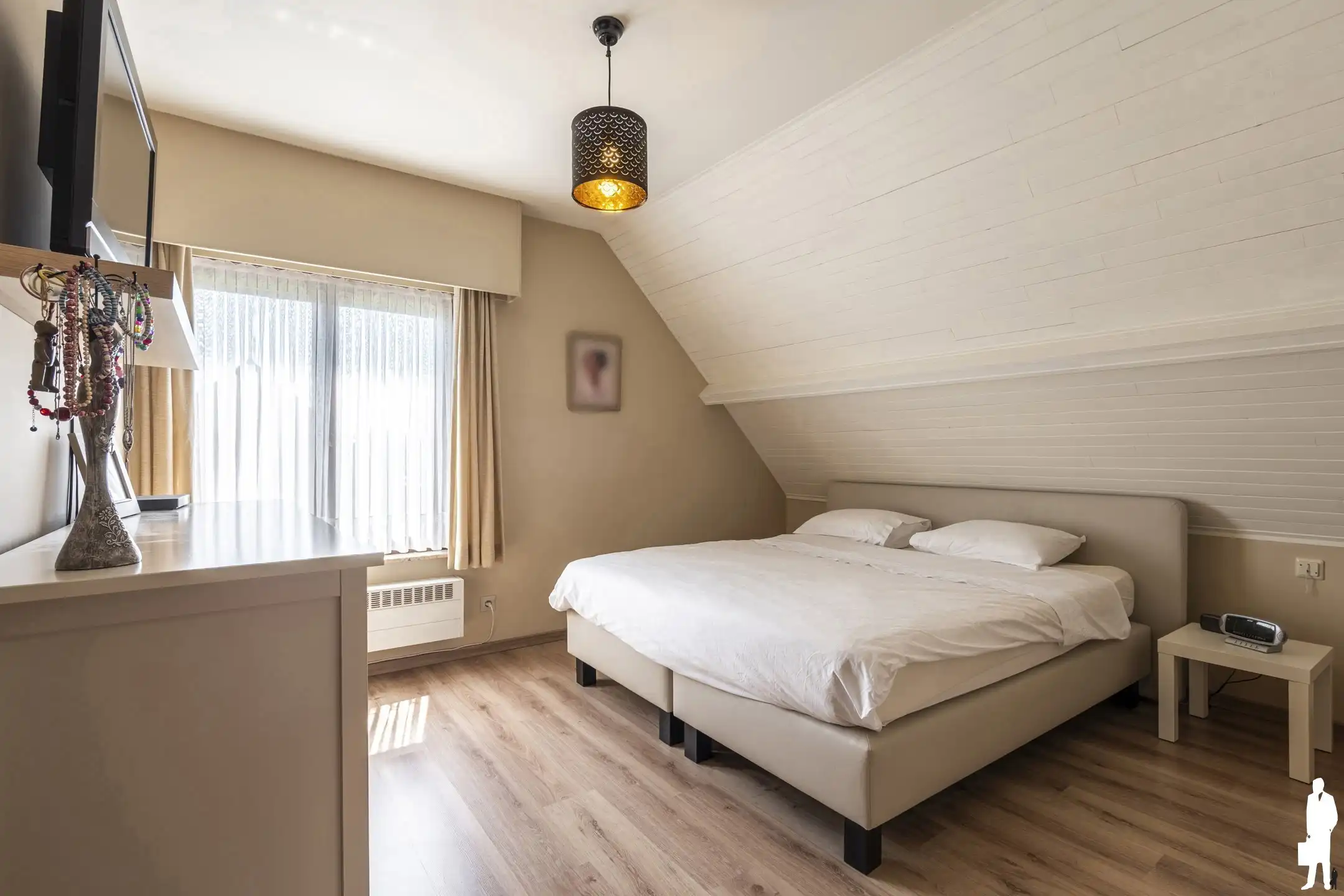 Uitstekende villa met 4 slpk en 2 badk. in centrum Weelde foto 22