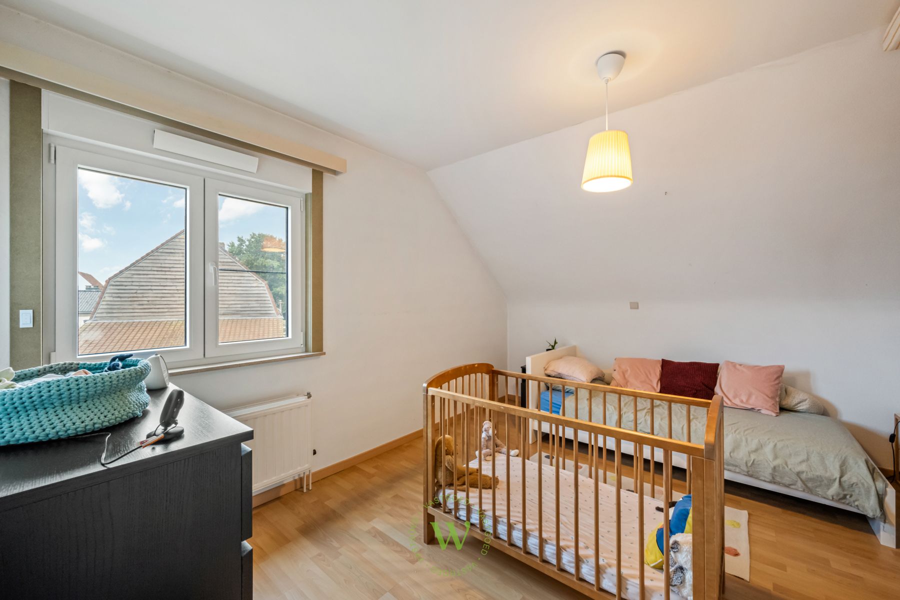 Lichtrijk duplexappartement met tuin en carport in Sijsele foto 17