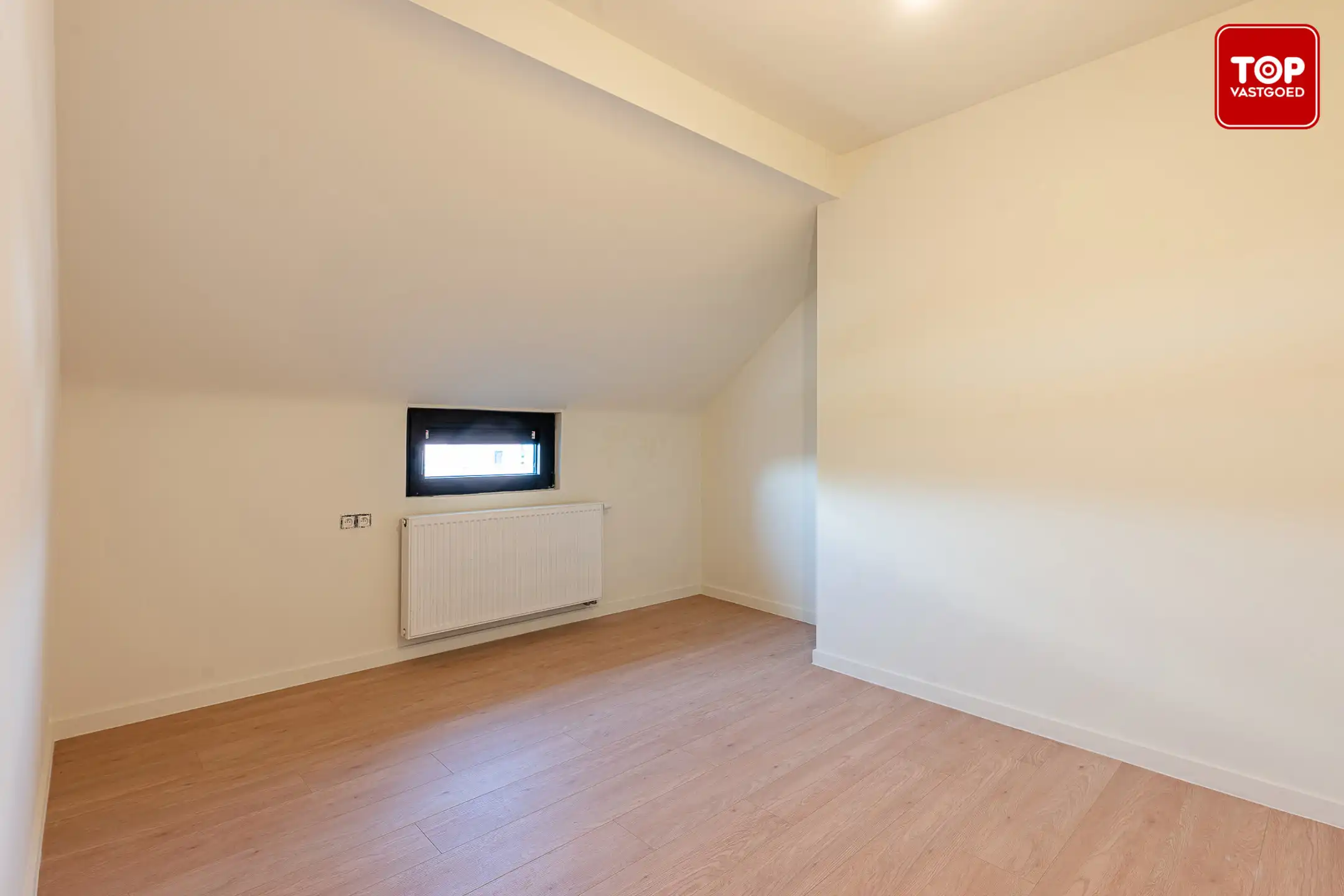 Totaal gerenoveerde woning met 3 slaapkamers en tuin (EPC A) foto 27