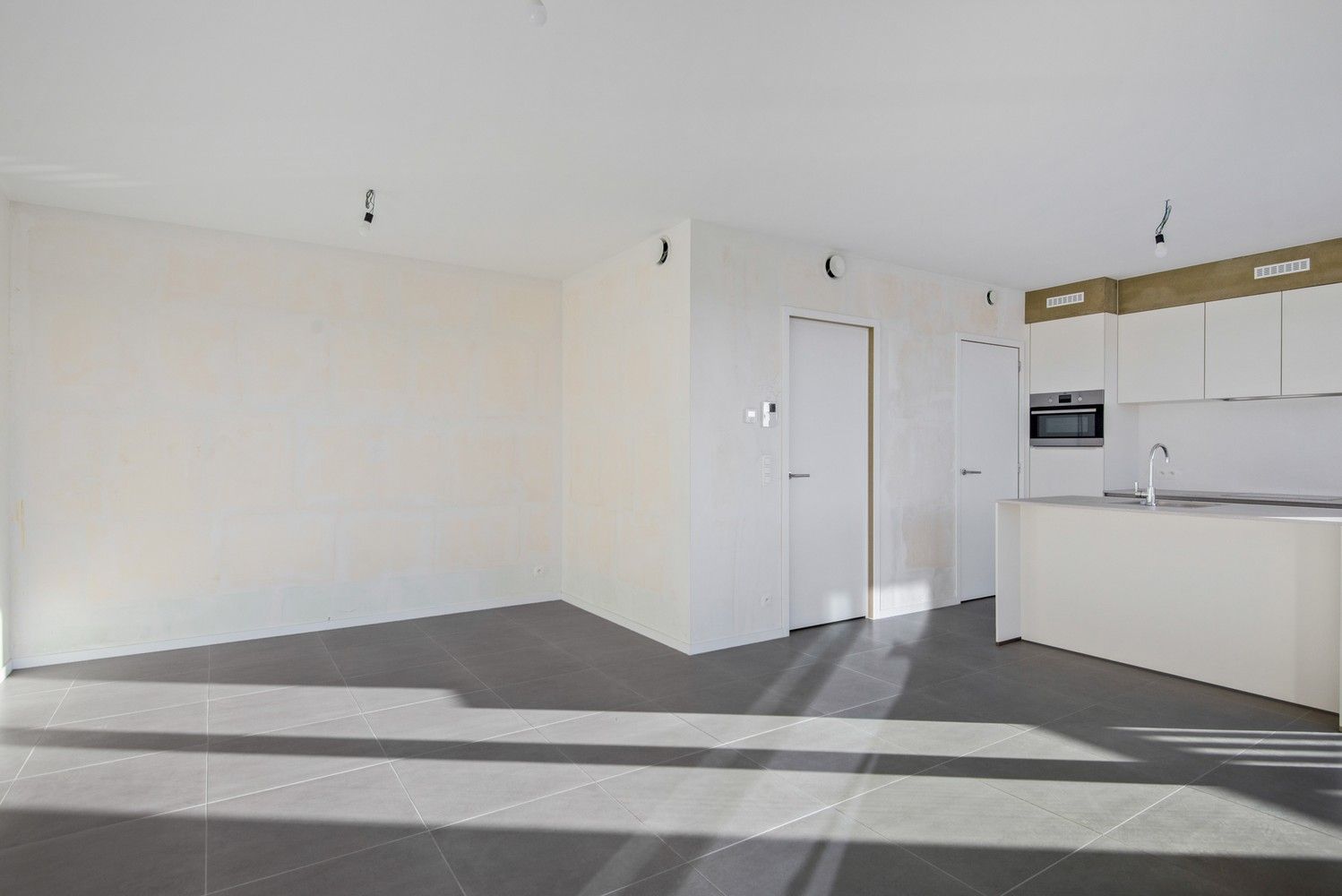 Ruim 1-slaapkamerappartement met groot terras op de derde verdieping – De Lesselier foto 7