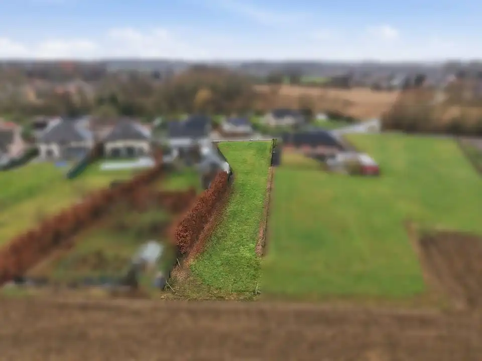 KNAPPE BOUWGROND GESCHIKT VOOR OPEN BEBOUWING IN TONGEREN foto 2