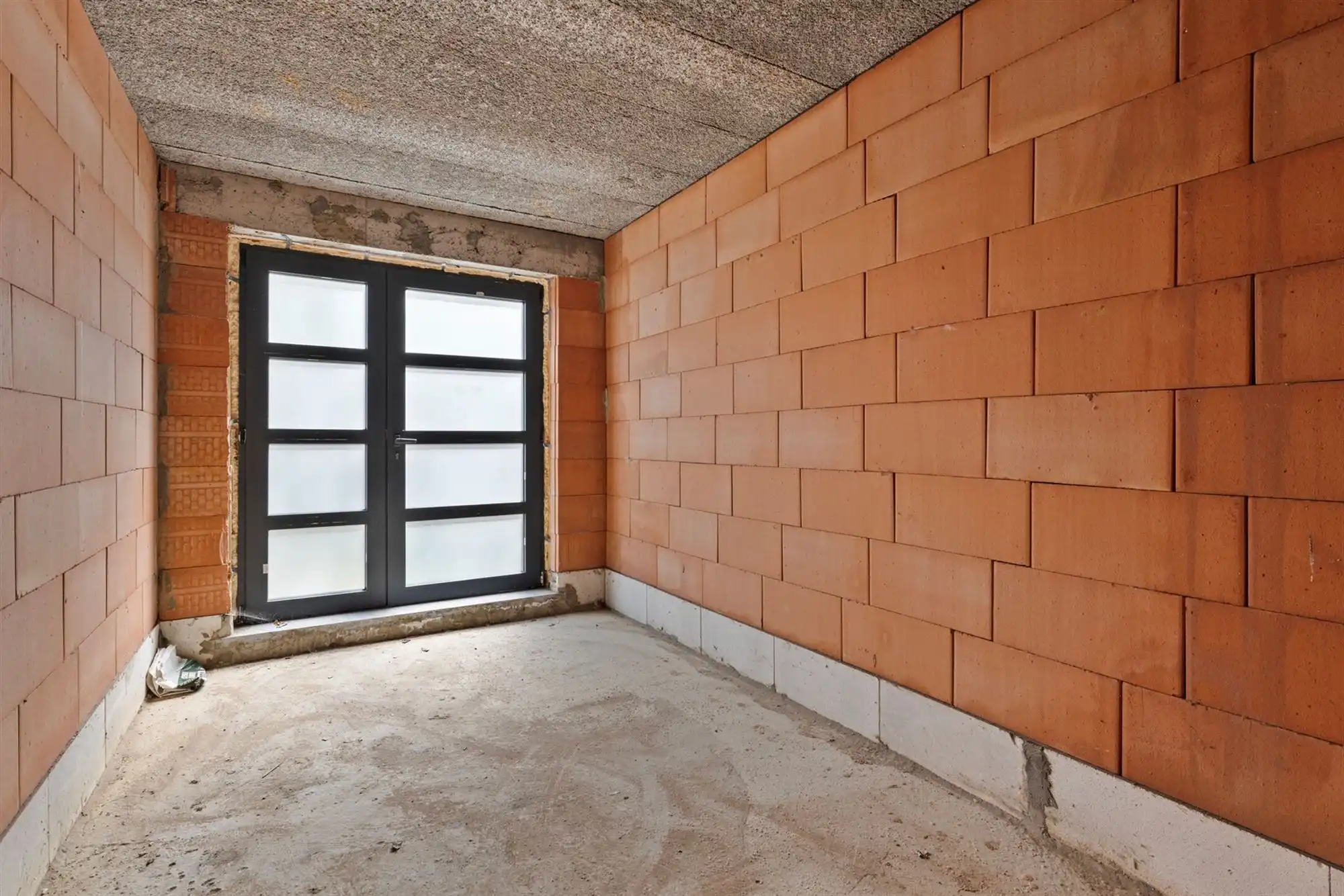 Casco gezinswoning met tuin op toplocatie in Kapellen foto 4