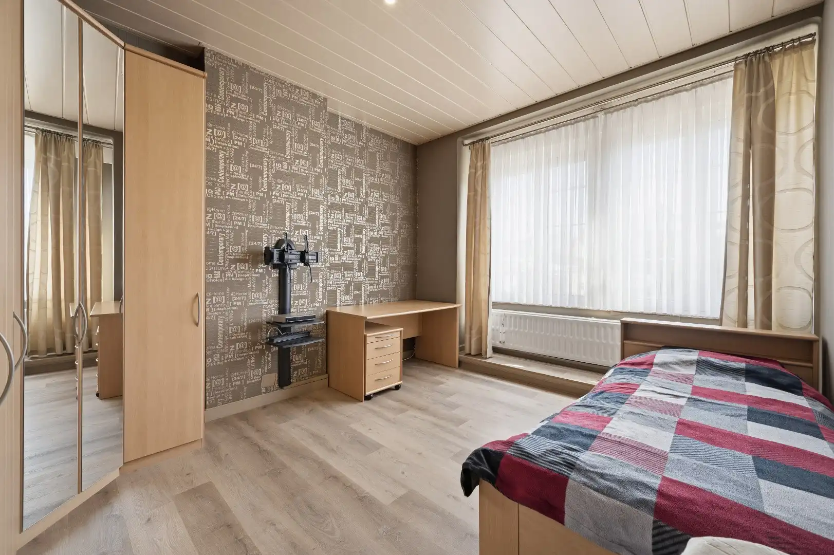 Licht te renoveren gezinswoning met tuin en 3 slaapkamers in Tienen foto 19
