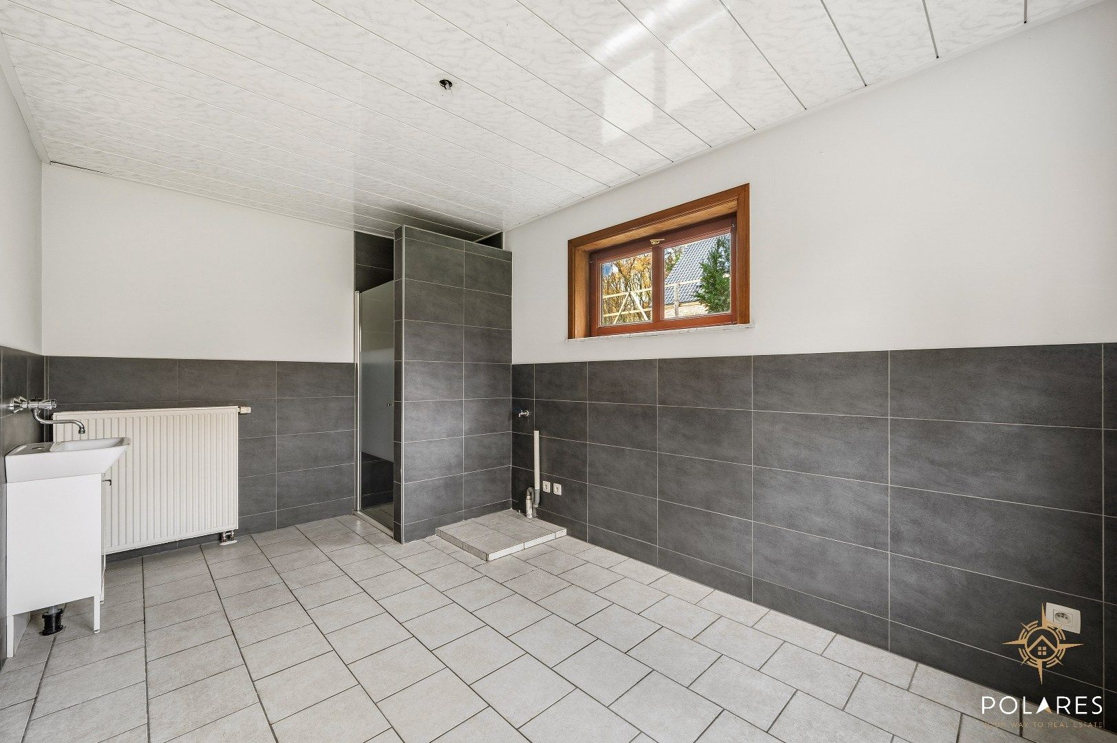 Ruime gezinswoning in een groene omgeving foto 21