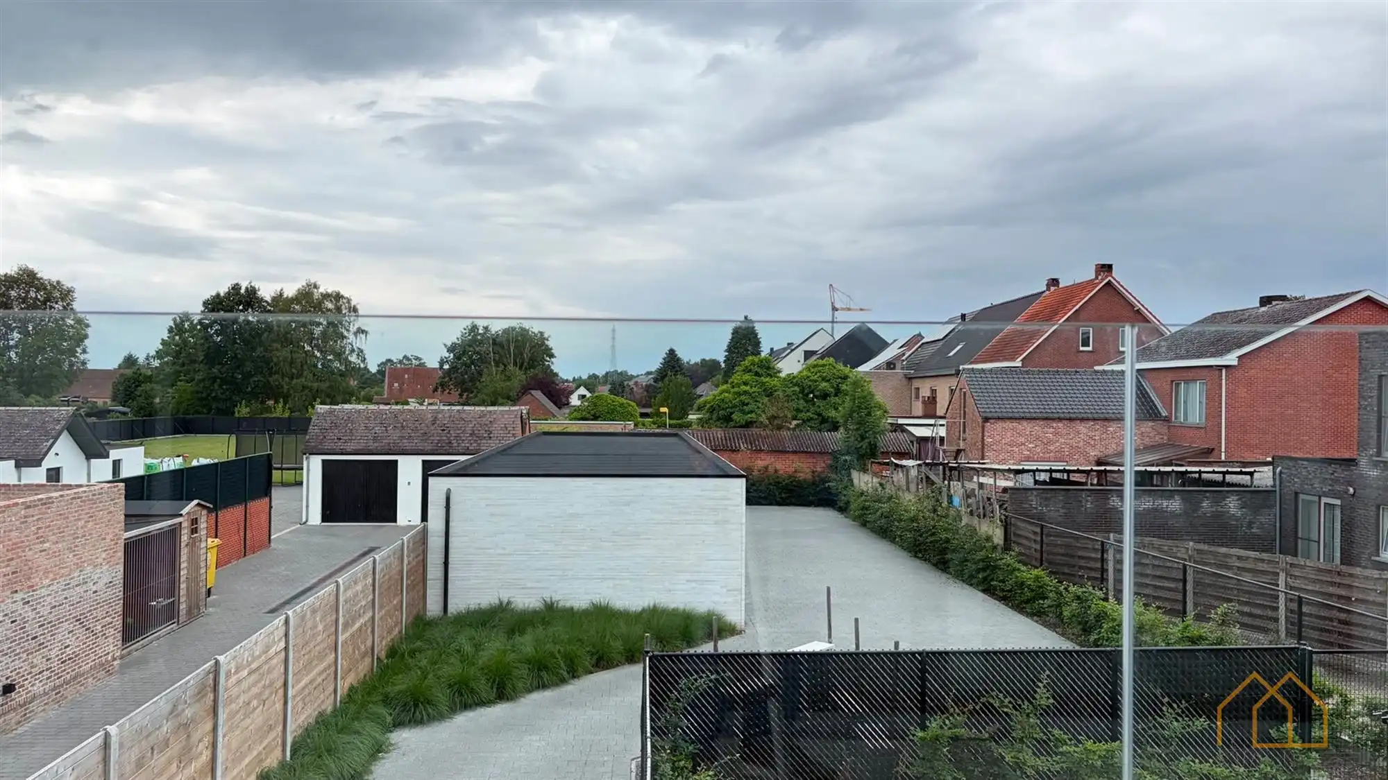 Appartement met terras en carport foto 33