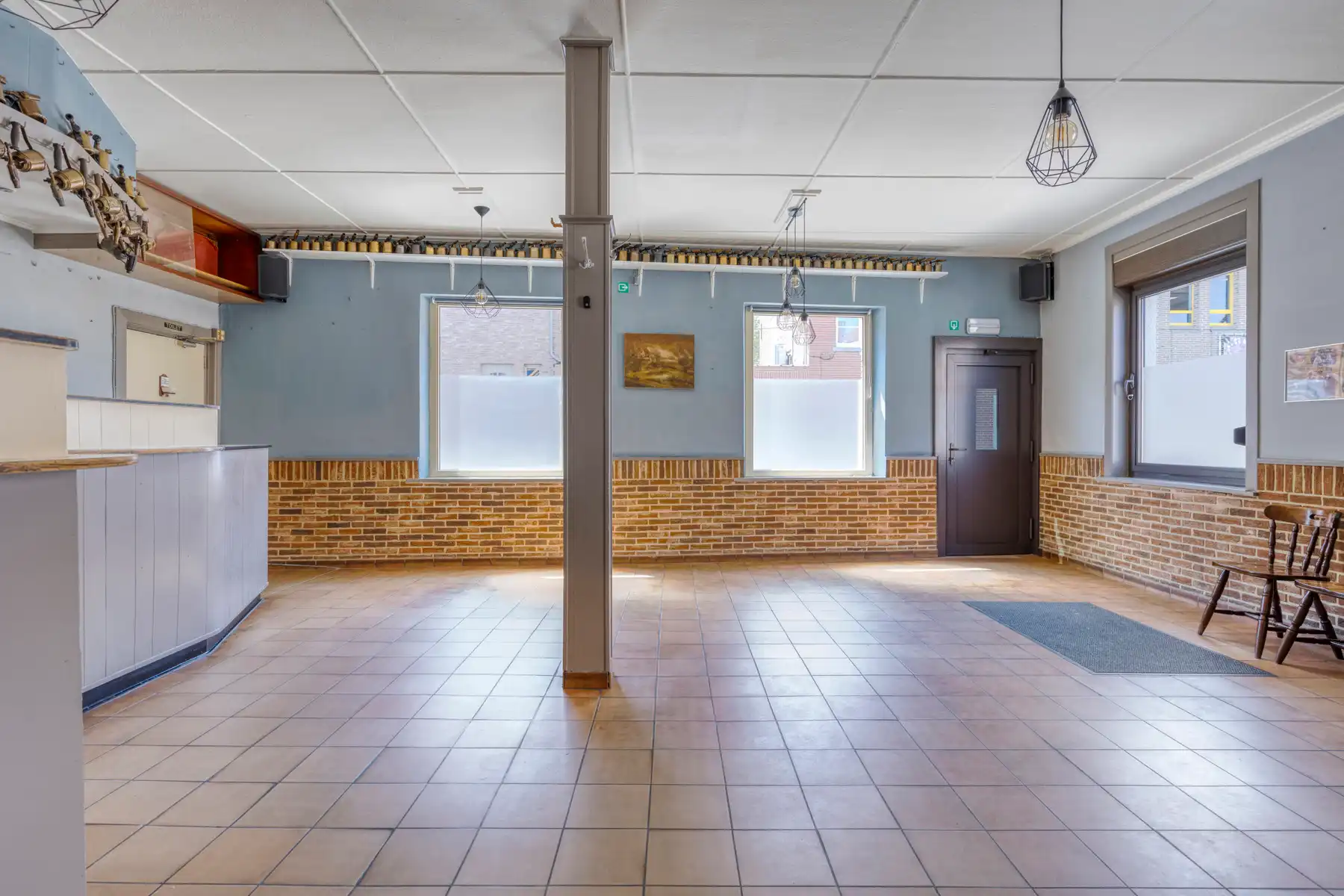 Authentiek Café in het Hart van Brussegem, nabij Wemmel-Asse foto 7