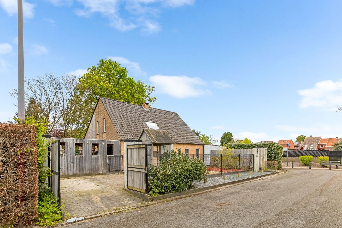 Prachtig gelegen, vrijstaande woning met 4 slpk. en ruime carport op 793m² foto 38