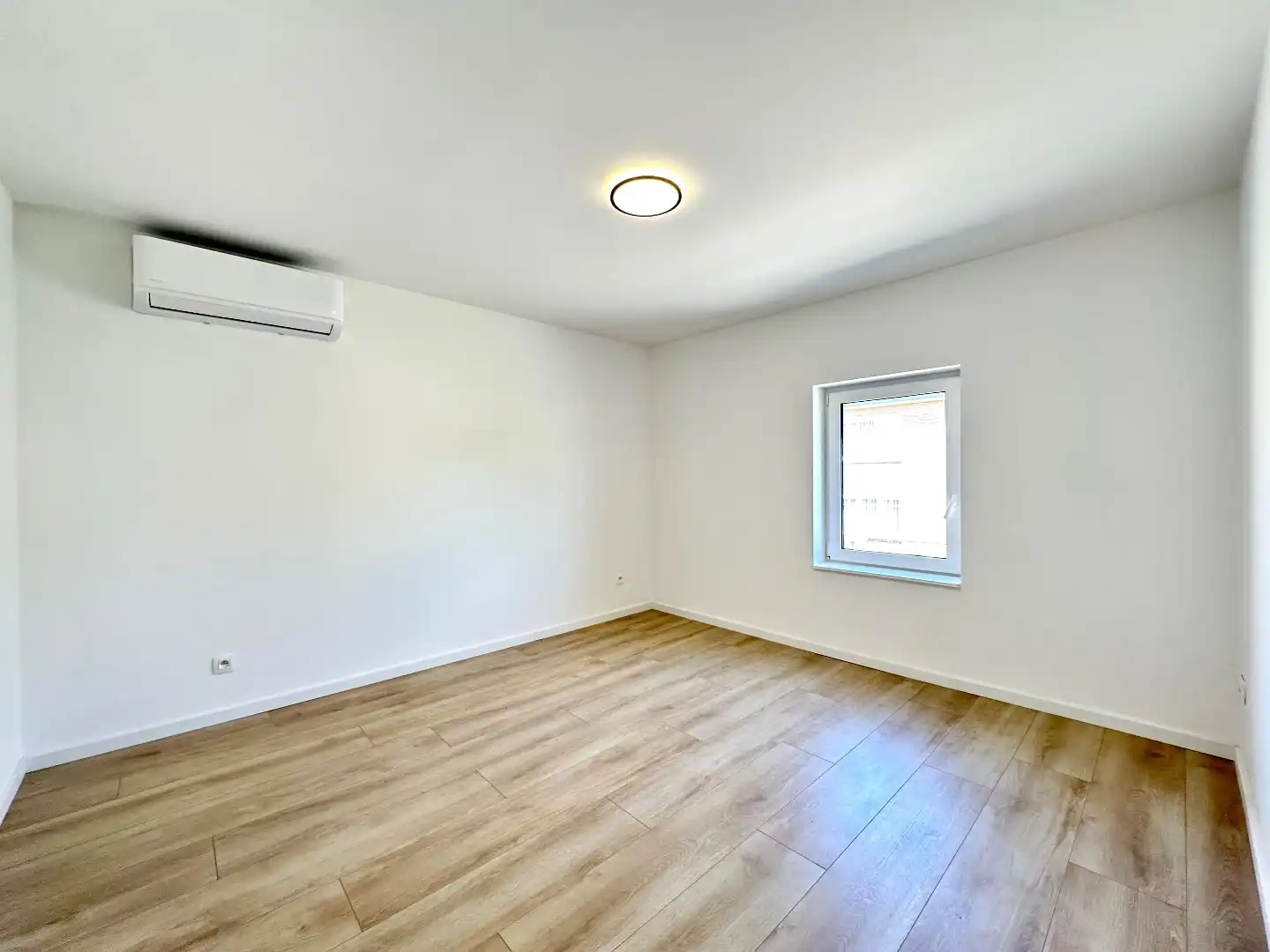 Prachtig gerenoveerde woning met 3 slaapkamers te Heers foto 15