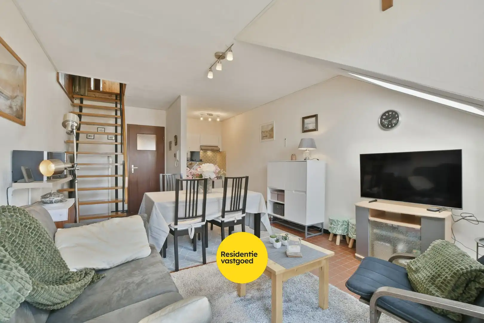 Instapklaar appartement met balkon op topligging vlakbij strand en zee - De Haan  foto 6