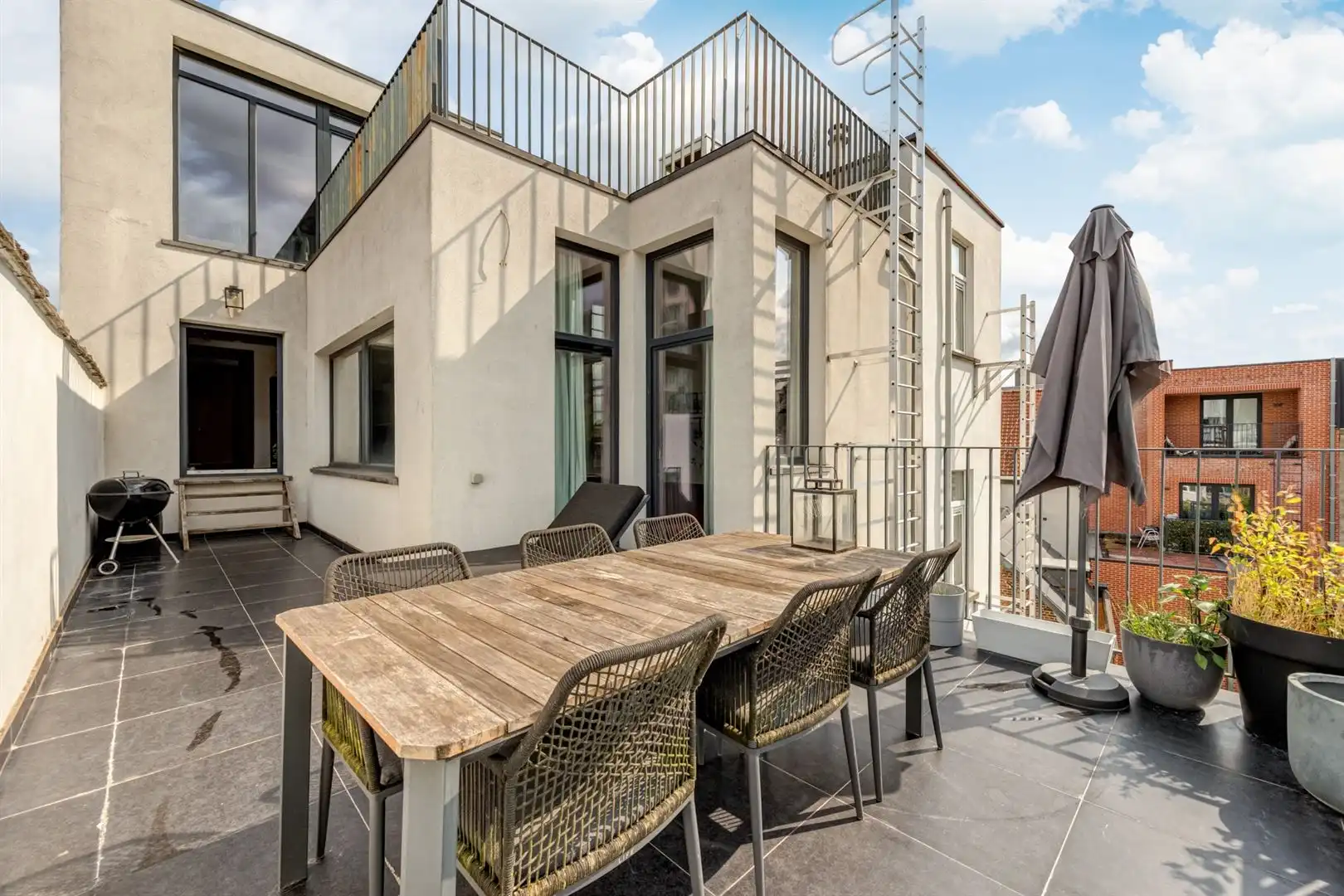 Appartement met 2 slaapkamers en gigantisch Zuid-gericht terras foto 8