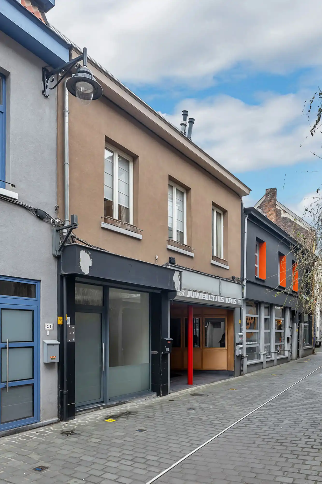 Luxueus appartement met handel gelijkvloers centrum Aalst foto 27