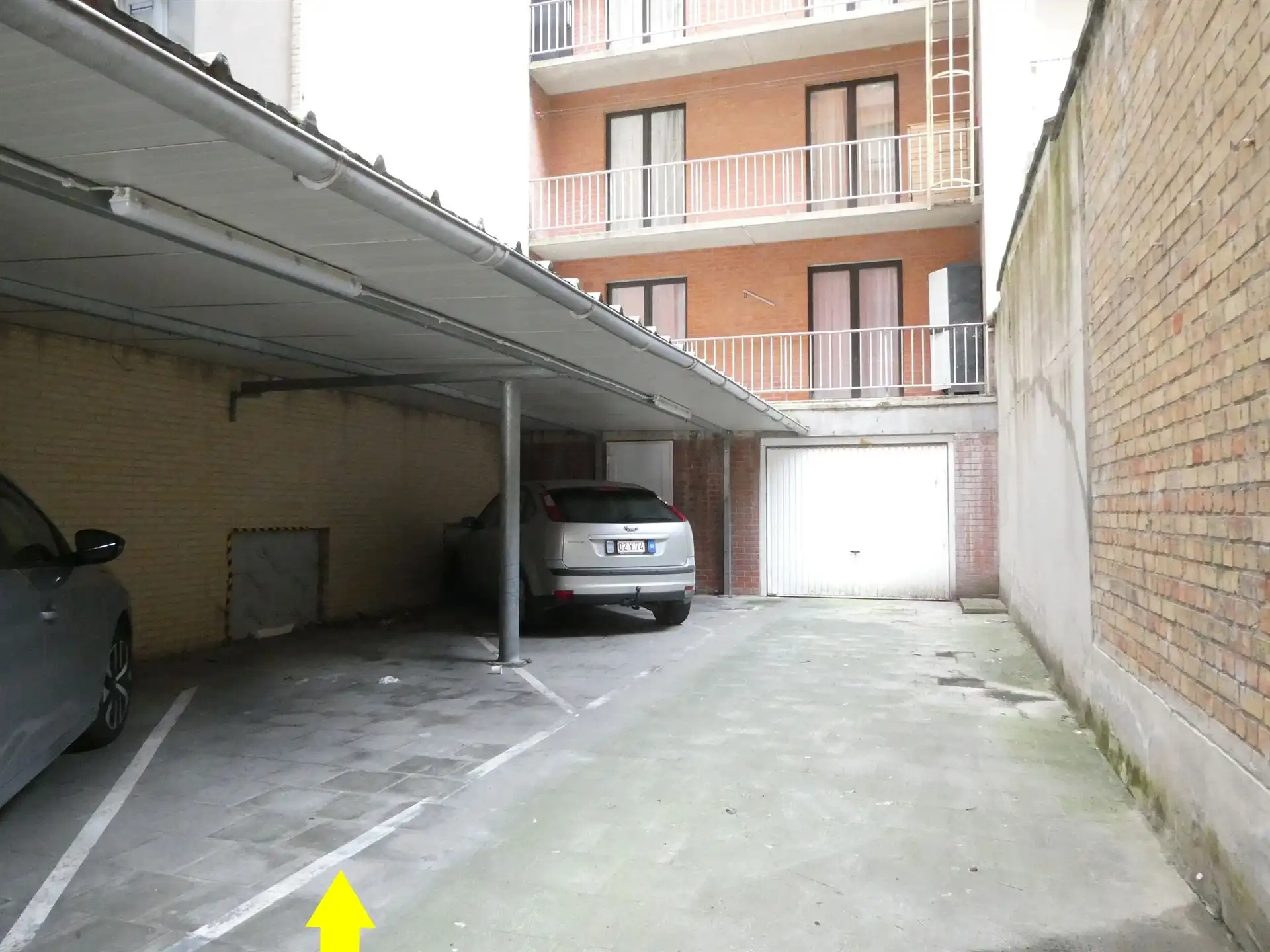 Parkeerplaats foto 7