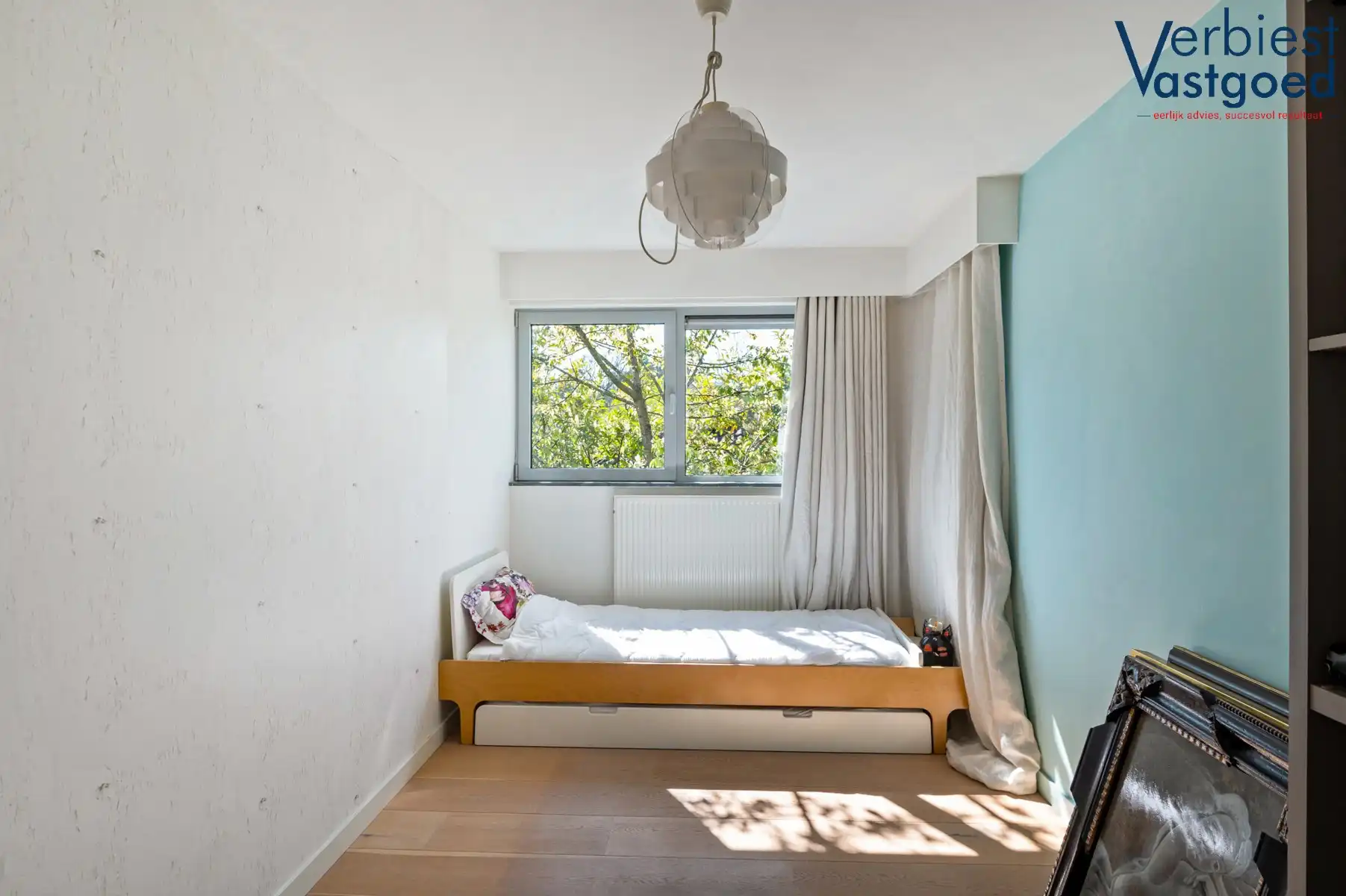 Exclusieve en lichtrijke villa met tuin op toplocatie foto 23