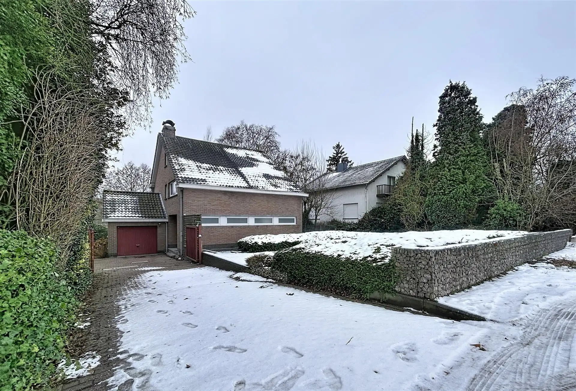 Open bebouwing met 4 slaapkamers en 230 m² bewoonbare oppervlakte foto 16