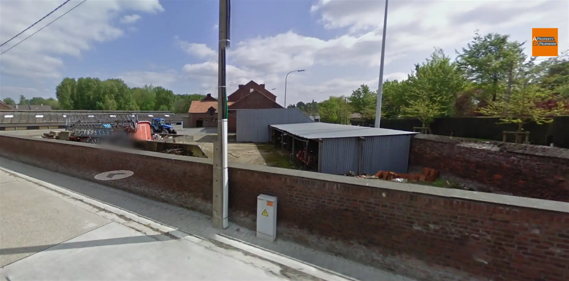 Bouwgrond met vergunning voor 18 appartementen of 6HOB foto 3